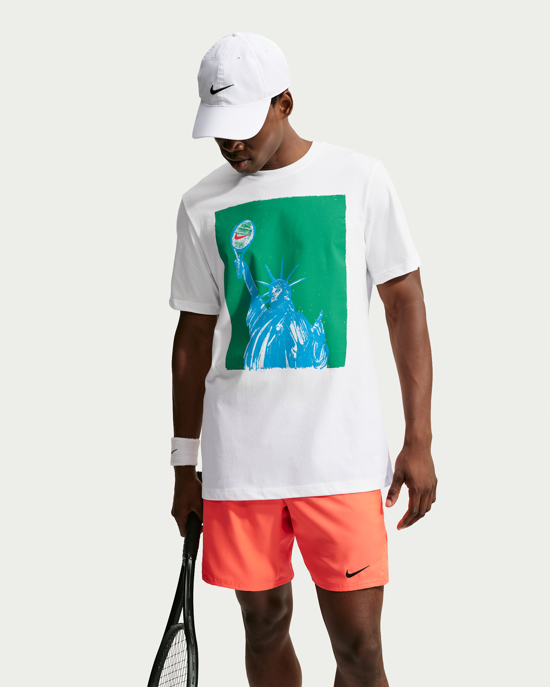 NIKE COURT/NIKE TENNIS/Tシャツ&ハーフパンツ3点セット NikeCourt Tennis T-Shirt. Nike.com